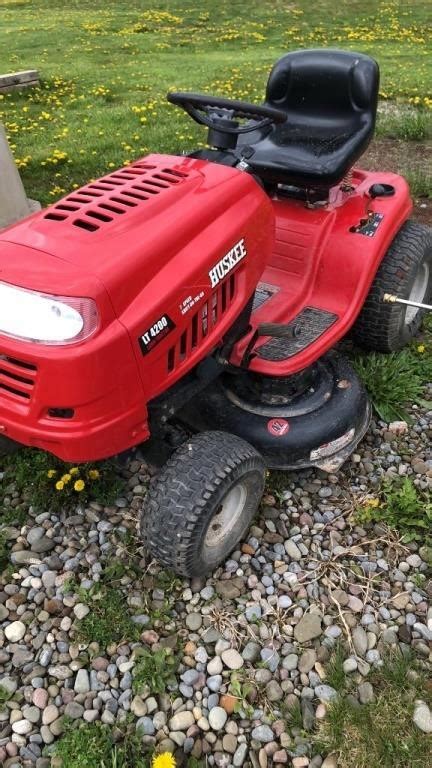 Hustler Lt 4200 Lawn Tractor With Mower Deck Live And Online