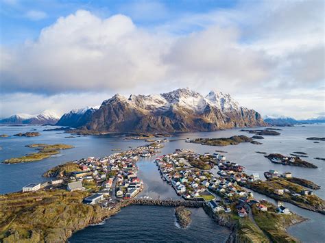 Yet, henningsvær is one of the most iconic places to play football on the planet. Henningsvær - K O S M O S
