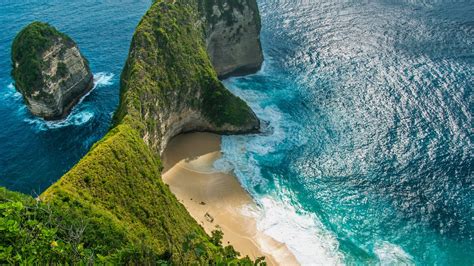 Rocks Indian Ocean Water Ripples Beach Indonesia Bali Sand