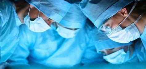 فهل يستثمر العسكر فظائع العشرية السوداء لتخويف المتظاهرين؟ وما هي الرسائل الباطنية لخرجاته الأخيرة؟ وأيّ دور قد يلعبه في مستقبل البلاد؟ معلومات عن الأمراض الباطنية - موسوعة وزي وزي