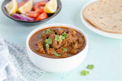Add the crushed tomatoes and curry leaves. Indian Lamb Curry Recipe