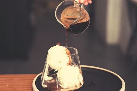 “affogato al caffé” or coffee and ice cream recipe caffè aiello