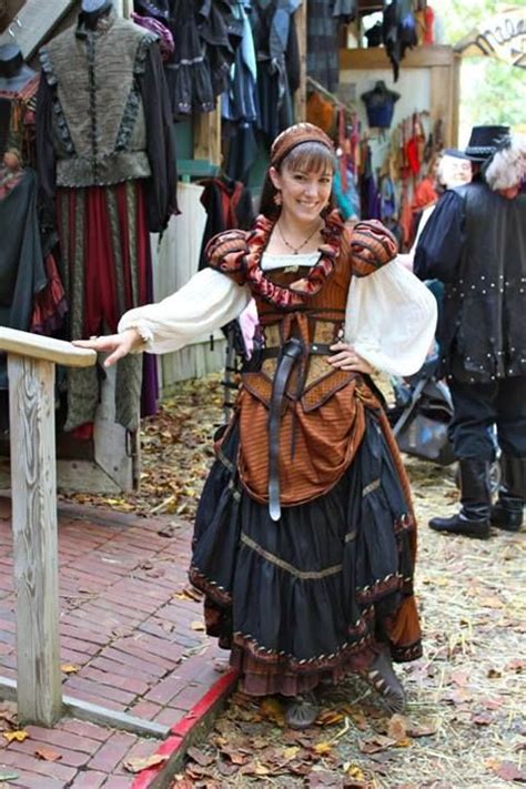 Layering With Images Renaissance Fair Costume Renaissance Festival