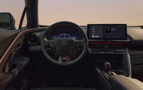 Toyota Chr 2024 Interior Driving Eco