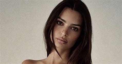 Emily Ratajkowski Strips Completely Nude To Make Bold Political Statement Daily Star