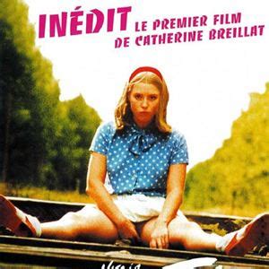 Une vraie jeune fille Película 1976 SensaCine com