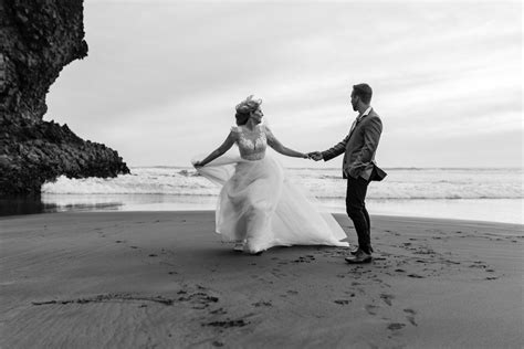 Piha Beach Wedding Photography Rebecca Bradley Photography