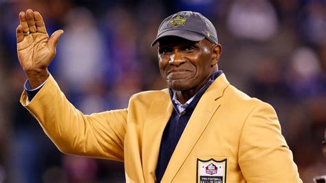 hall  famer harry carson football wasnt worth lifelong concussion