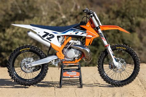 Mxa Video We Test The 2022 Ktm 250sx Two Stroke Motocross Action