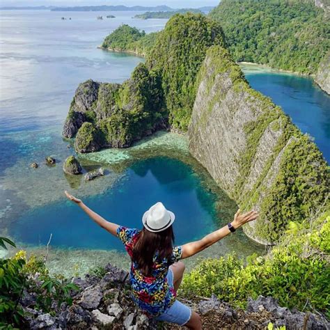Tempat Wisata Di Papua Indonesia