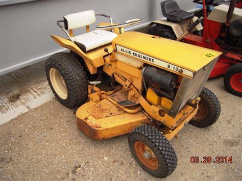 Allis Chalmers B 10 Tractor Implements Lawn Tractor Trailer Lawn