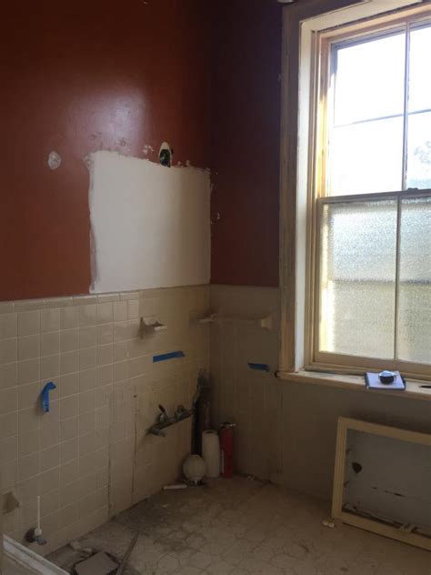 Before And After Bathroom Remodels On A Budget Hgtv