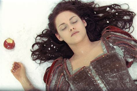 Snow White And The Huntsman Film Review Nme