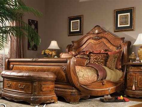 The Traditional Cortina Formal Sleigh Bedroom Collection 12475 King
