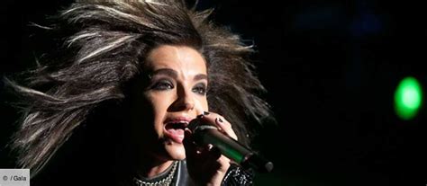 Noun feminine corde vocale f (plural cordes vocales). Tokio Hotel annule ses concerts jusqu'au 8 avril - Gala
