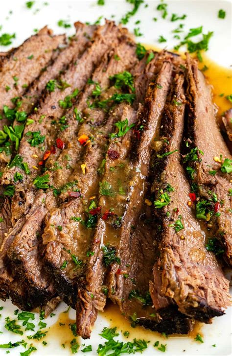 Howstuffworks.com contributors there are three types of pork ribs. Easy Slow Cooker Beef Brisket - Supergolden Bakes