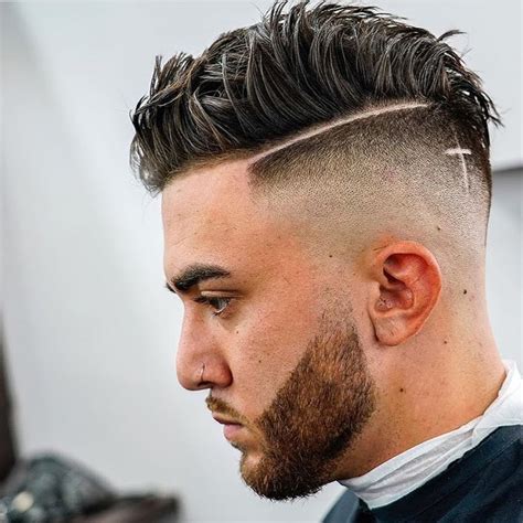Les divers simulateurs de coiffure virtuels actuellement présent sur la toile proposent en effet une large palette. coiffure homme 2019 - coupe de cheveux hommes - YouTube
