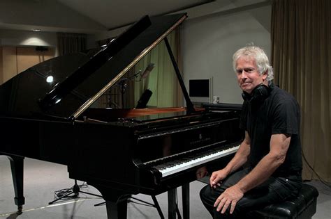 Inducted into the rock and roll hall of fame in 2010 as a member of genesis, tony is one of the most respected songwriters and keyboardists in the world. Genesis News Com it: Tony Banks - Five (with Nick Ingman ...