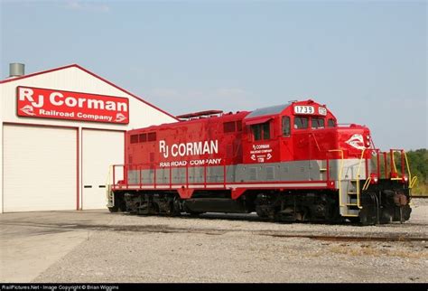 Rjc 1739 Rj Corman Railroads Emd Gp16 At Guthrie Kentucky By Brian