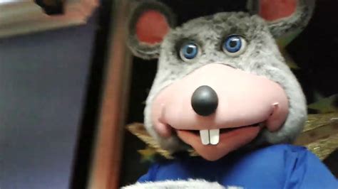 Up Close And Personal With The Animatronics Sharonville Oh Chuck E