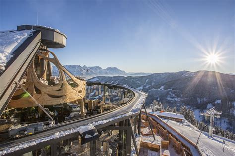 360° PANORAMIC TURNING RESTAURANT