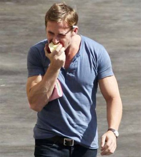 Ryan Gosling Workout And Diet Routine How He Does It