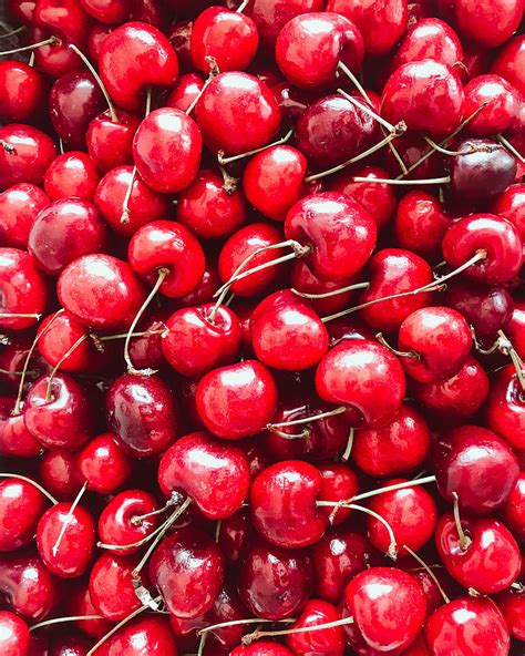 Cherries Berries Red Ripe Harvest Hd Phone Wallpaper Peakpx