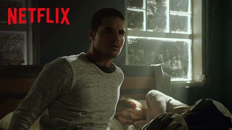 ARQ Novo Filme Da Netflix Com Robbie Amell Ganha Primeiro Trailer