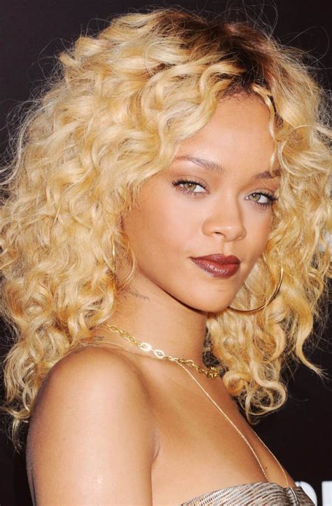See more ideas about rihanna, rihanna blonde hair, rihanna blonde. Rihanna celebrity hair changes. Really?