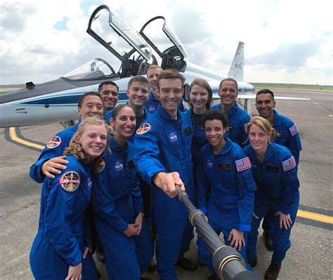 Meet The 12 Americans Training To Be Nasas Newest Astronauts