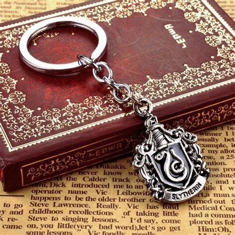 Harry Potter Magic Hogwarts Wizarding Slytherin Metal Keychain Key Ring