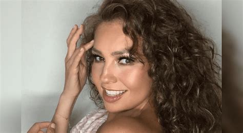 Instagram Thalía Vuelve A Ser Marimar Y Posa En Sexy Bikini A Sus 47