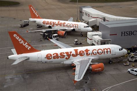 Gatwick Dominance Easyjet Boosted By Norwegian Departure Laptrinhx