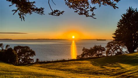 Surfdale Auckland New Zealand Sunrise Sunset Times