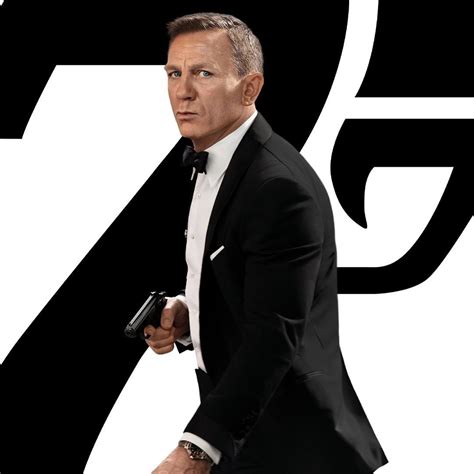 2048x2048 No Time To Die Daniel Craig As James Bond Ipad Air Wallpaper