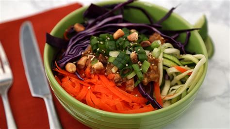 In a large bowl, whisk together the eggs, cream, 1 teaspoon salt, black pepper, and baking soda. This no-cook Vegan Pad Thai is a deliciously healthy ...