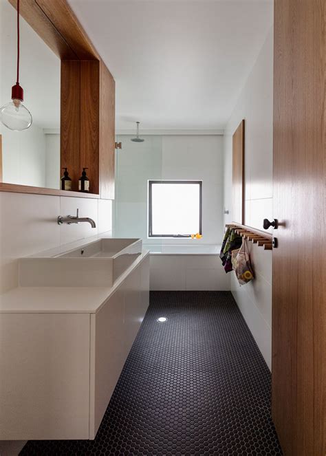 A design modifications that visually creates a natural movement is exactly the trend. Bathroom Tile Ideas - Grey Hexagon Tiles | CONTEMPORIST