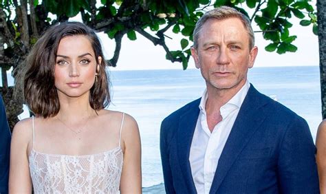 Daniel Craig Y Ana De Armas Tendrán Un “coordinador De Intimidad” Para