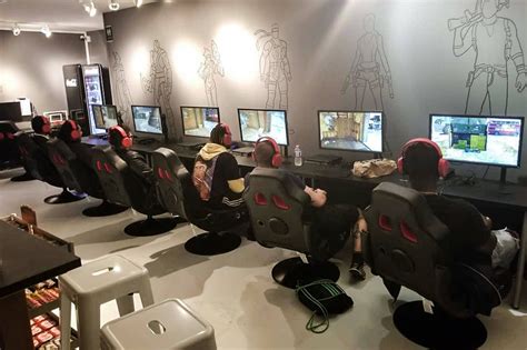 Lan Lords Gaming Centre Koreatown 703r Bloor St West Rear Basement