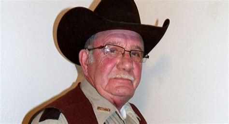 Wyoming Deputy Of 40 Years Quits After New Sheriff Bans Wearing Western