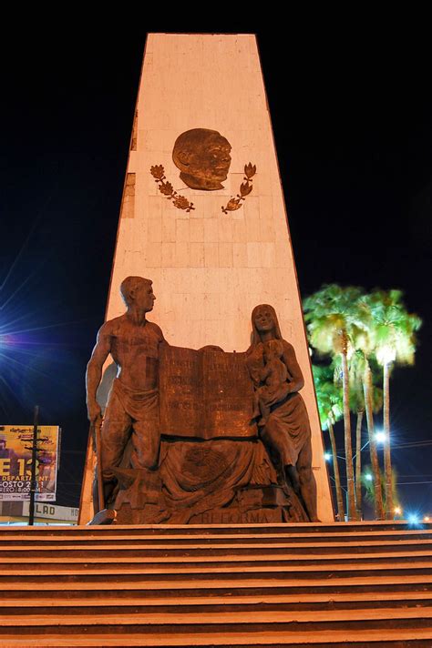 Monumento Mexicali