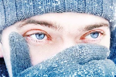 four tips to protect your eyes from the cold weather wise choice medicine