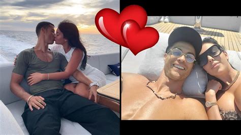 Cristiano Ronaldo Georgina Rodriguez Love On The Boat Romantic Kiss Youtube