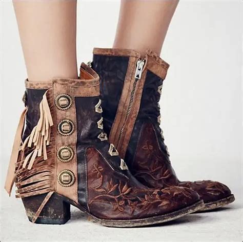 Hot Quality Nubuck Leather Tassel Boots Women Retro Ankle Western Boots Upscale Print Shoes