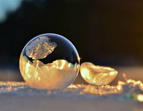 Photos Bubbles Crystallize Into Spherical Beauty During Freezing Temps