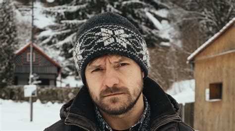 Jiří mádl dorazil na premiéru filmu deníček moderního fotra sice sám, na afterparty ho už ale doprovázela krásná brunetka, u které se zdá, že není jen letní románek. Jiří Mádl: Hotel Kokořín píšu na place. Ani nevím, jak ...