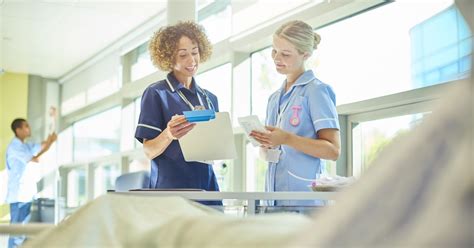 Il/elle participe à la prise en charge de en 2020/2021, l'ifits propose une préparation à la sélection à l'entrée en ifas. formation aide soignante a partir de quel age - Trouver ...