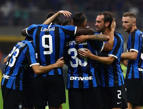 Inter have scored an average of 2.3 goals per game and hellas verona has scored 1 goals per game. Hellas Verona vs Inter Milan Football Betting Tips & Odds