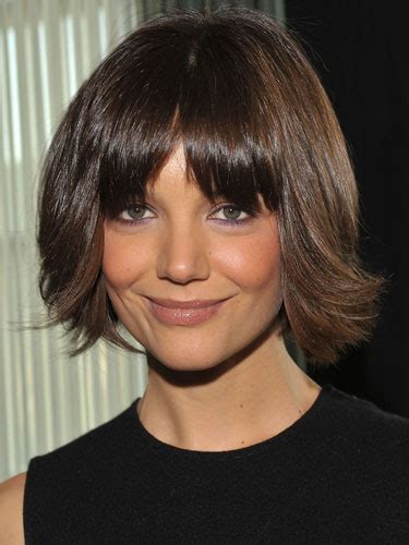 Short bob with a side part. Katie Holmes. Let`s have a look to her hair styles