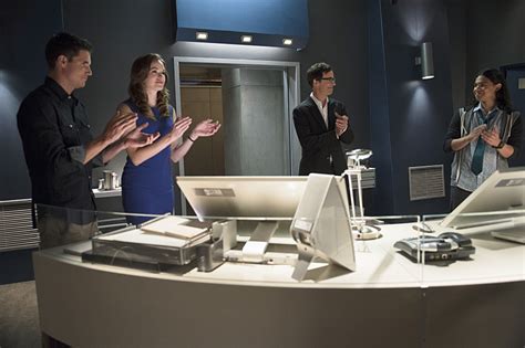 Tv Review The Flash Season 1 Episode 3 “things You Cant Outrun